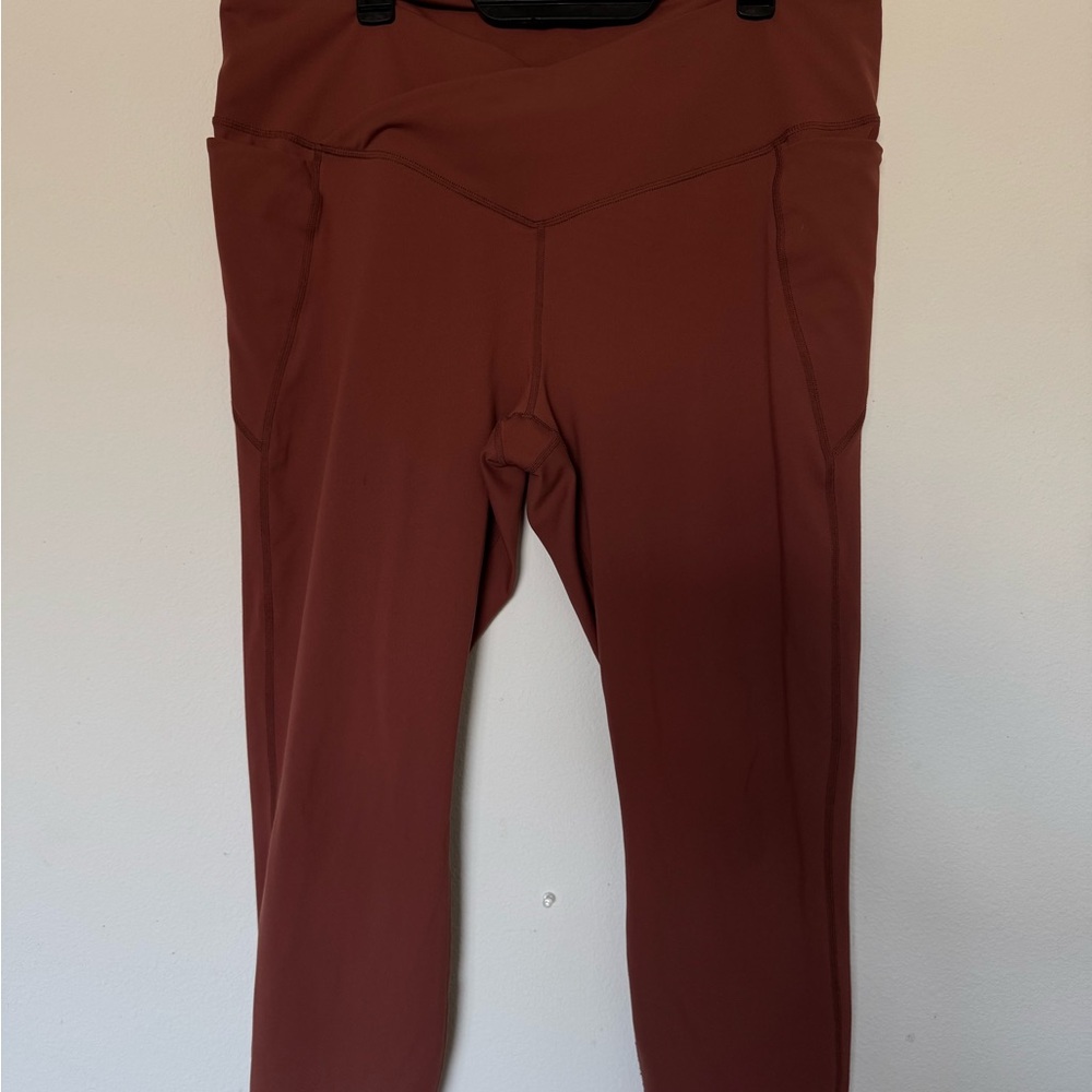 Fabletics Women's Rust Leggings
